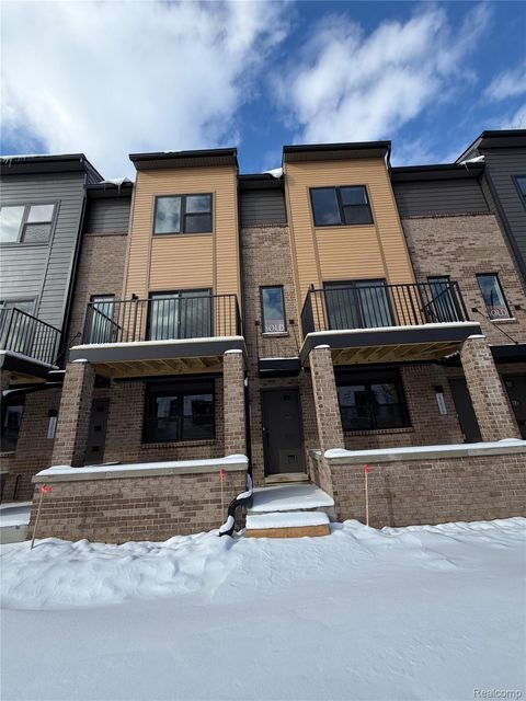 23614 Parkview Lane Farmington City MI 48336