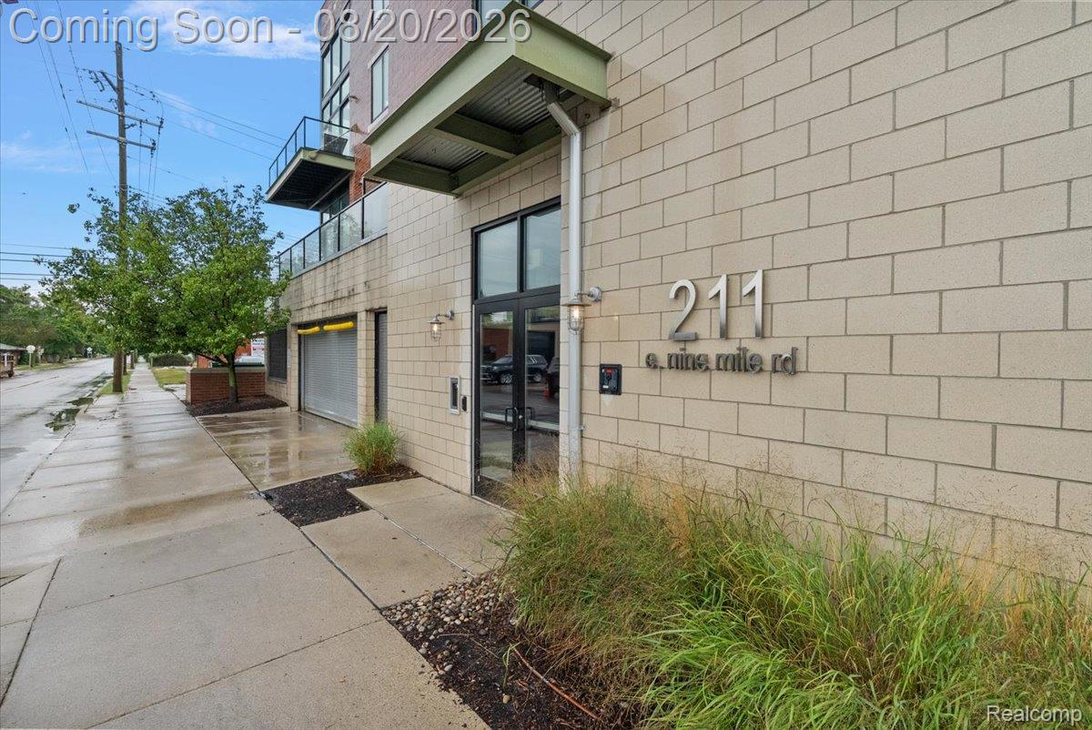 211 E 9 Mile Road 213