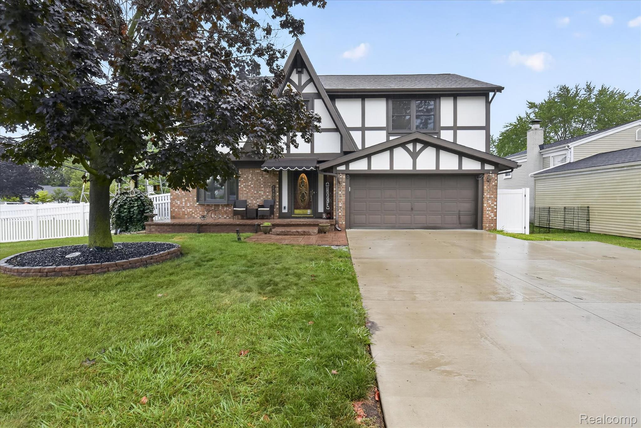 24011 Heritage Drive