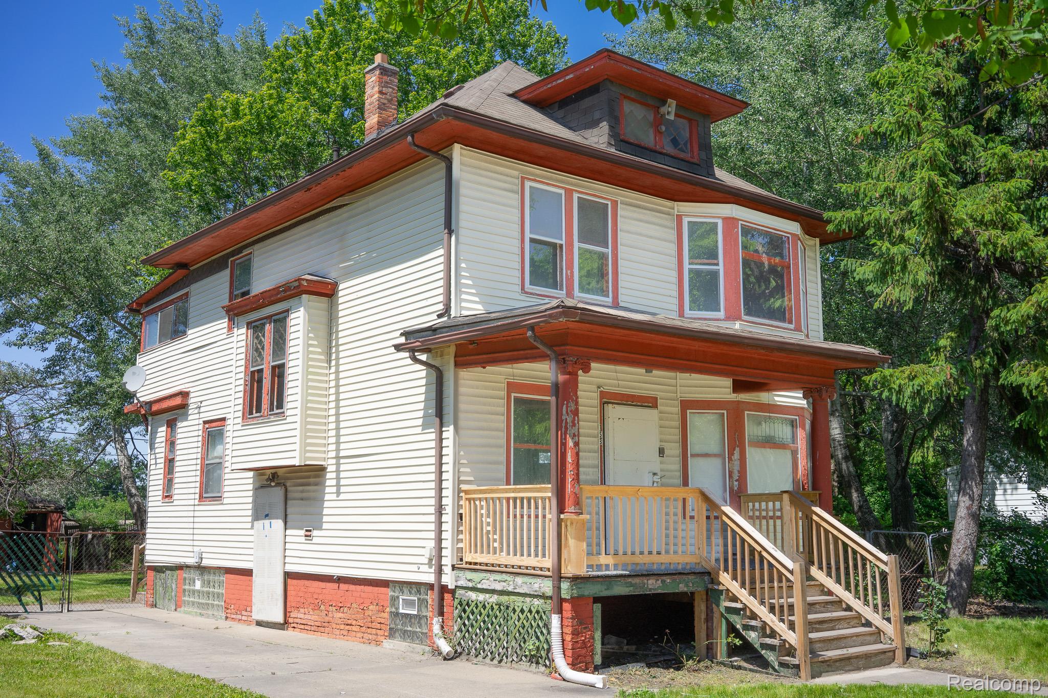 153 BERESFORD Street