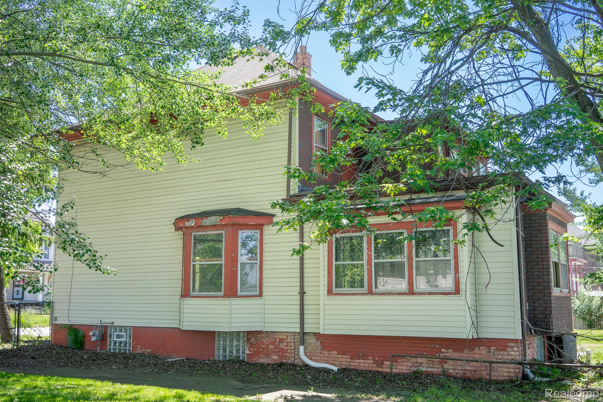 153 BERESFORD Street