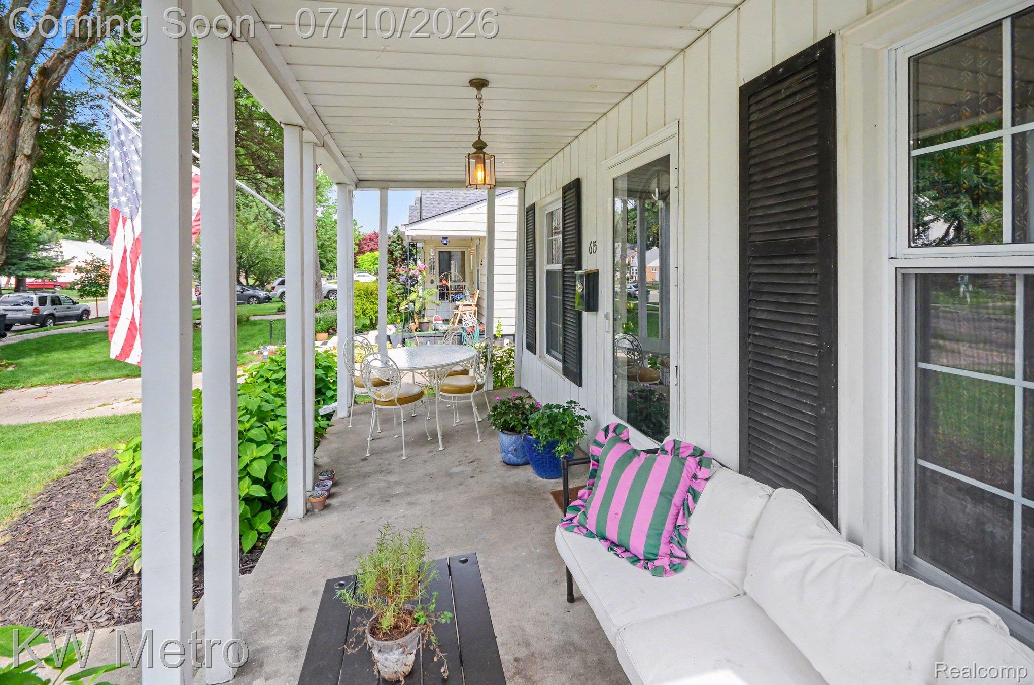 615 Royal Avenue