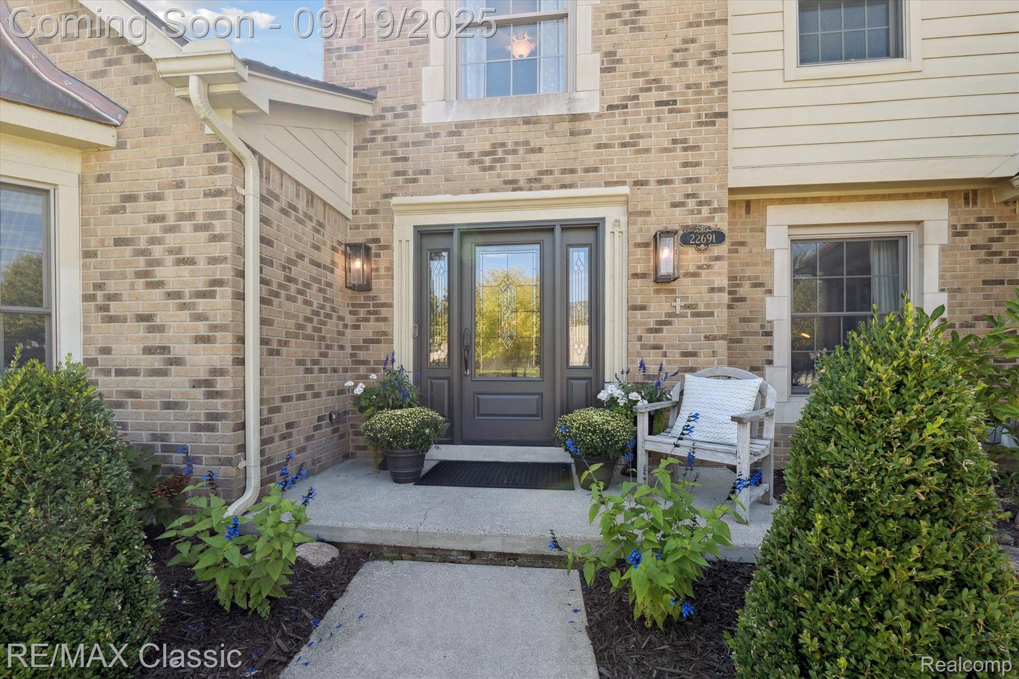 22691 Foxmoor Drive