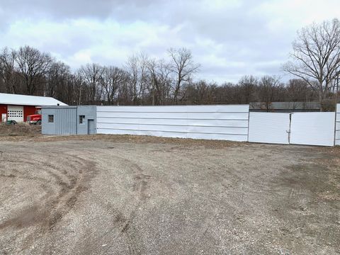 10070 DIXIE Springfield Charter Township MI 48348