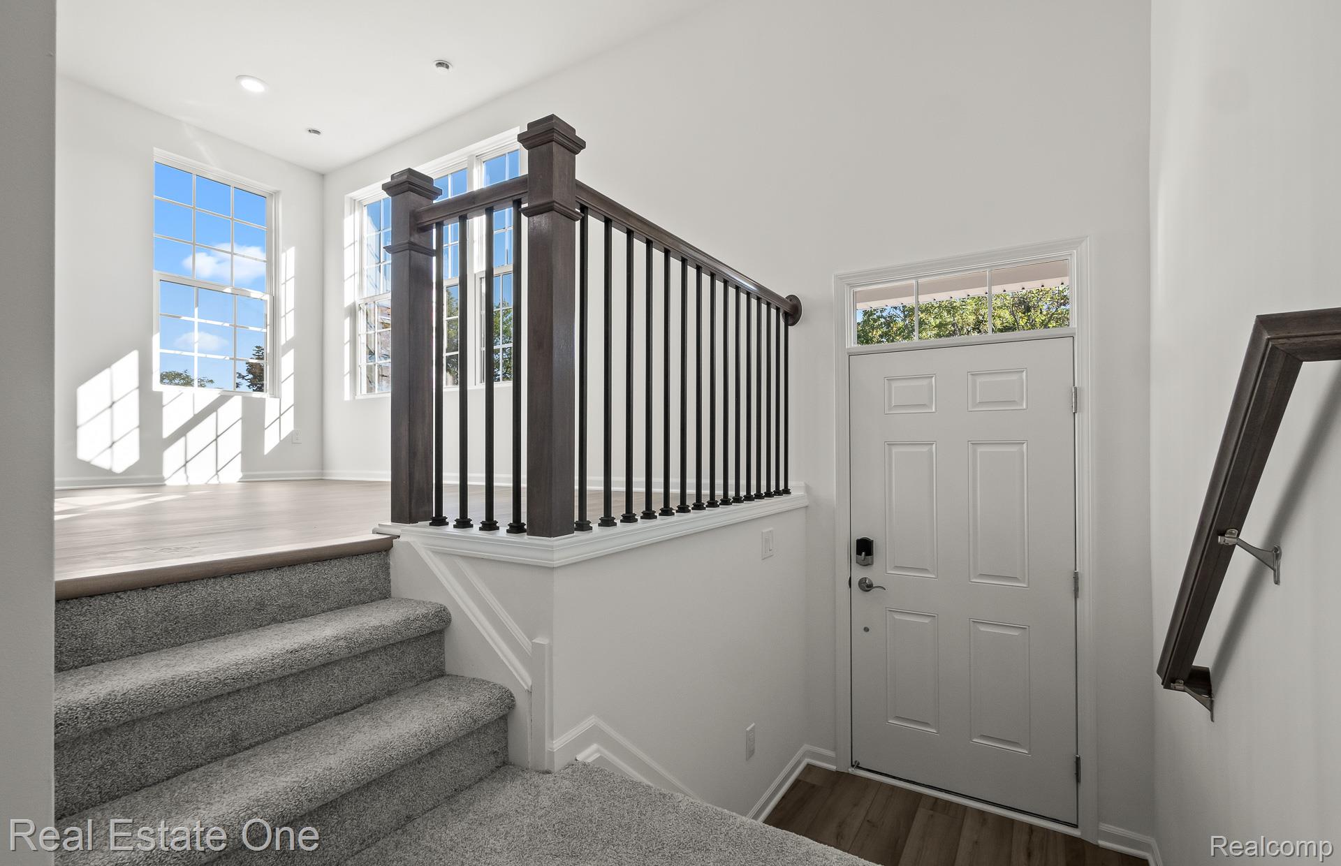340 N Sydney Court