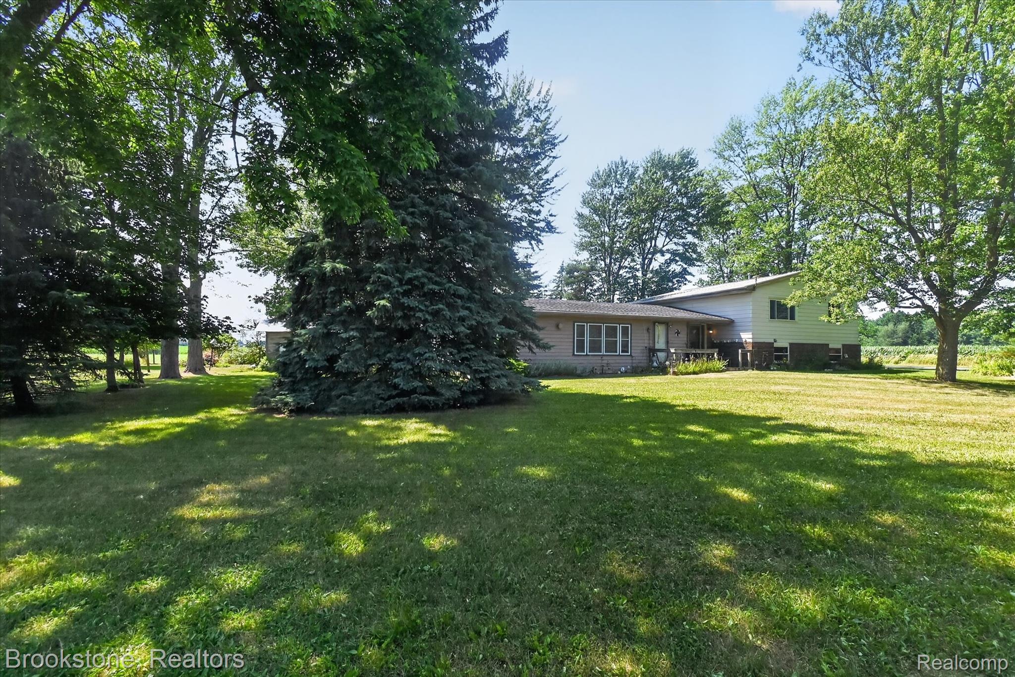 22025 Lakefield Road