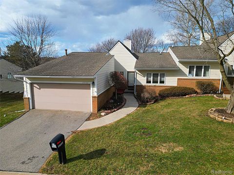 35132 Meadow Lane 37 Farmington Hills City MI 48335