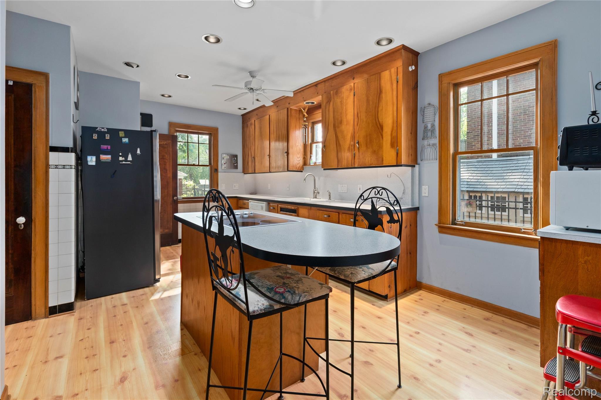 Detroit City, Michigan 48224, United States, 4 Bedrooms Bedrooms, ,3 BathroomsBathrooms,Residential,Pending,149227