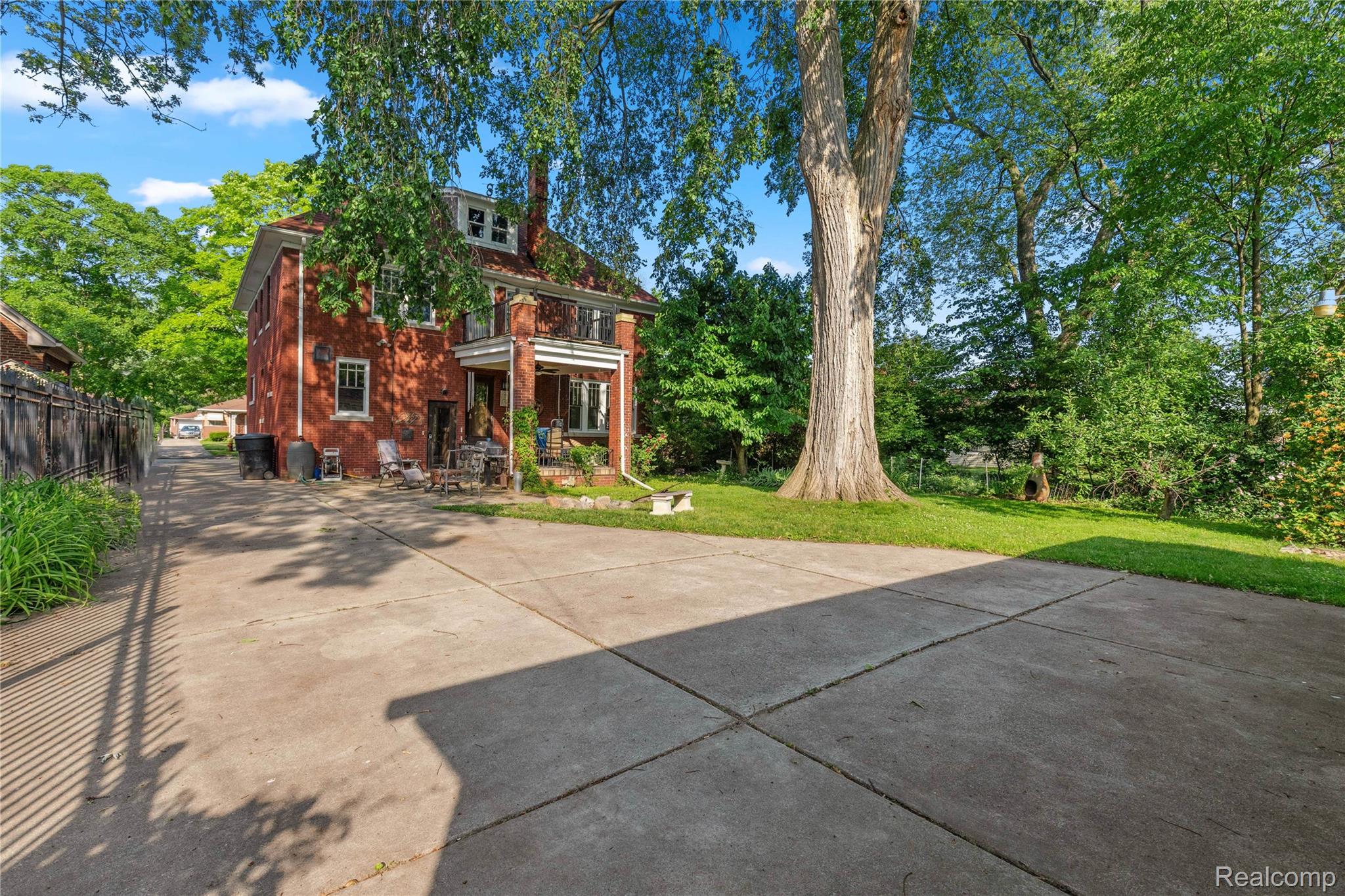 Detroit City, Michigan 48224, United States, 4 Bedrooms Bedrooms, ,3 BathroomsBathrooms,Residential,Pending,149227