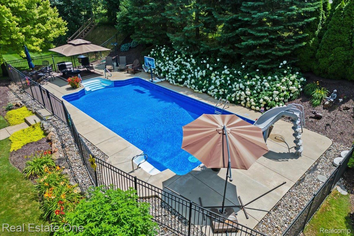 11163 Sand Crane Way