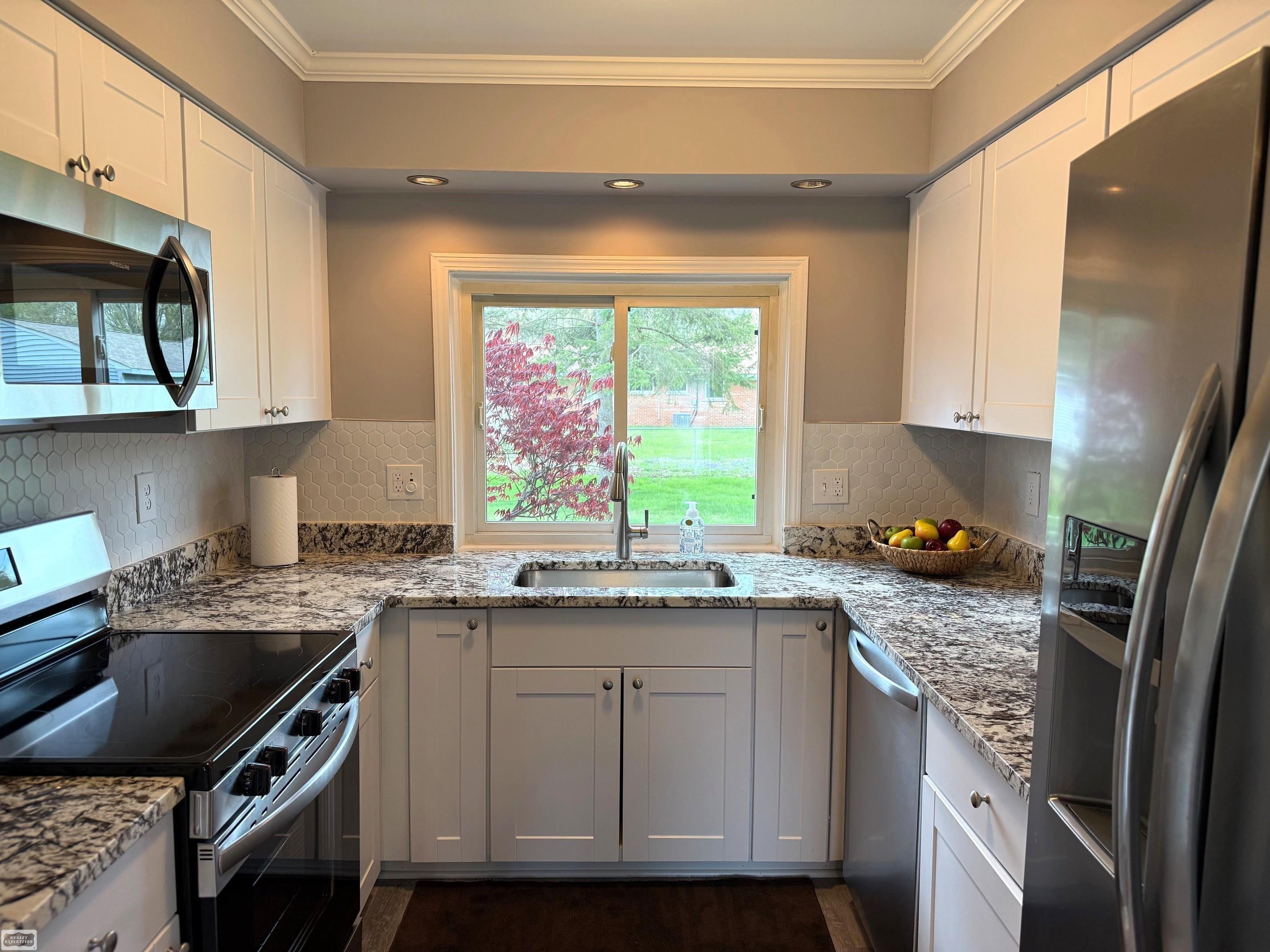 34518 Shorewood Street