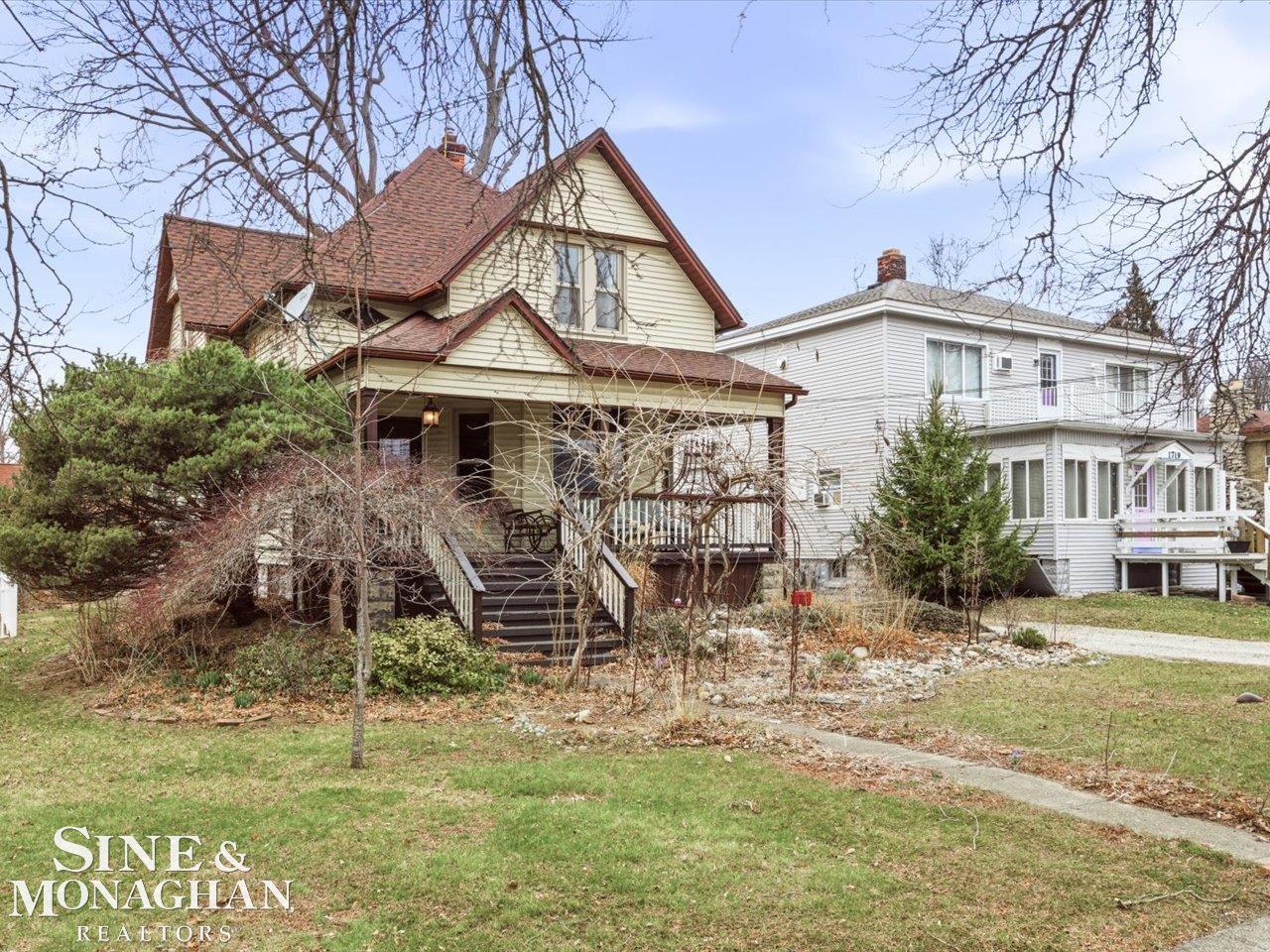 1713 St Clair River Drive