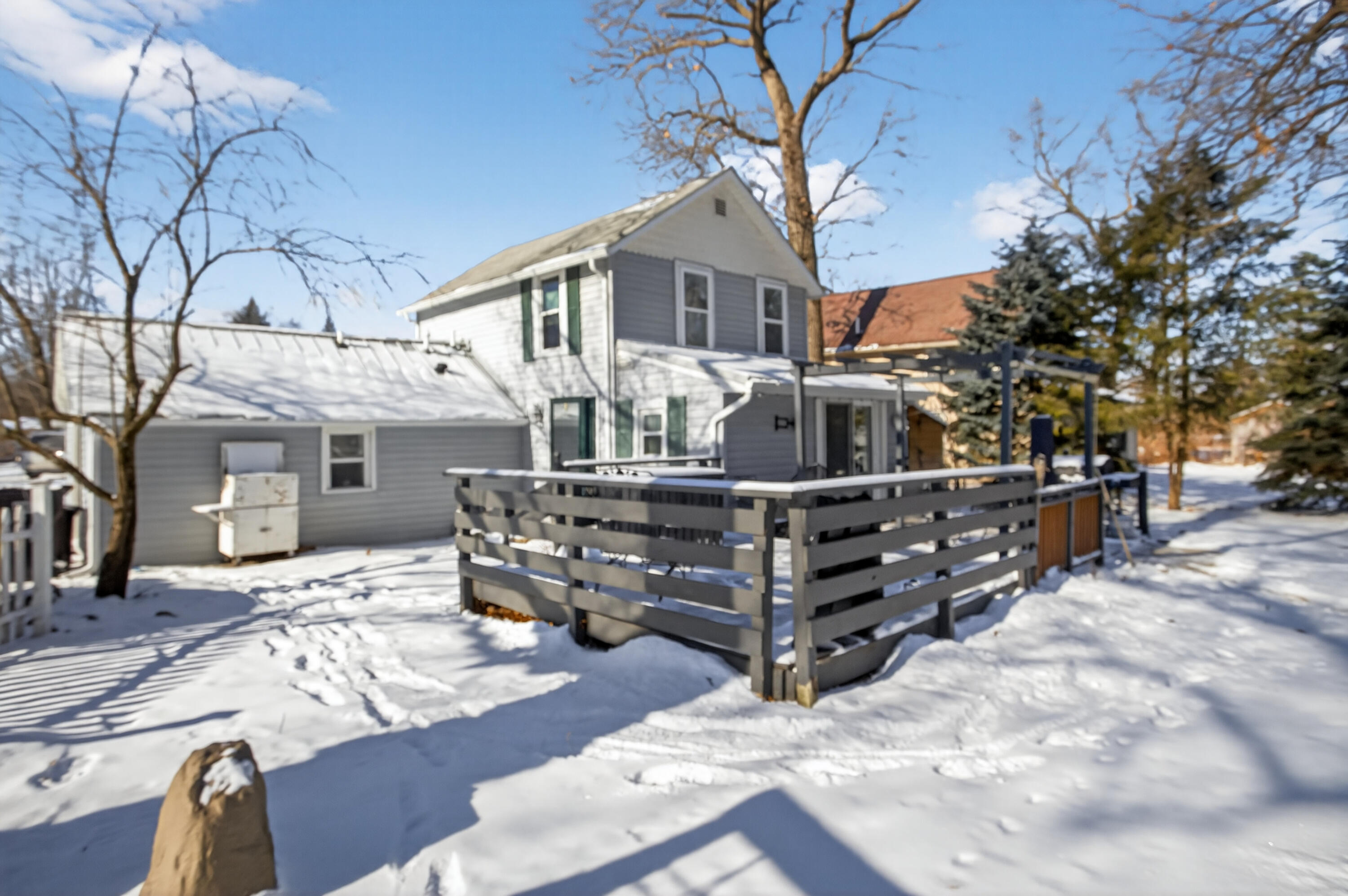 2090 Lake View Drive