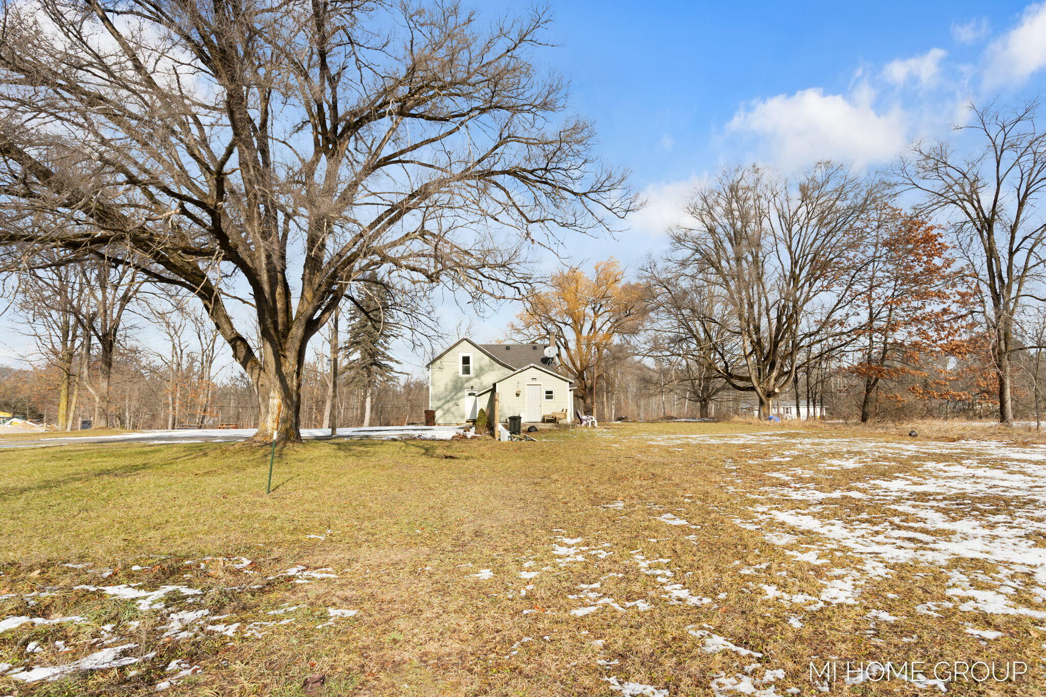 20449 W Howard City-Edmore