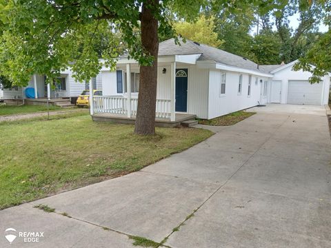 2073 Webber Avenue Burton City MI 48529