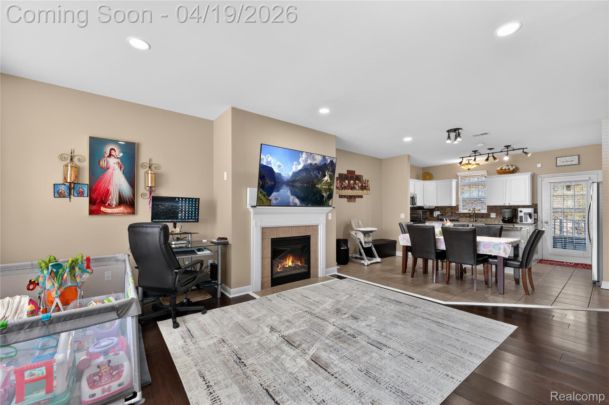 11693 Squiers Boulevard 99