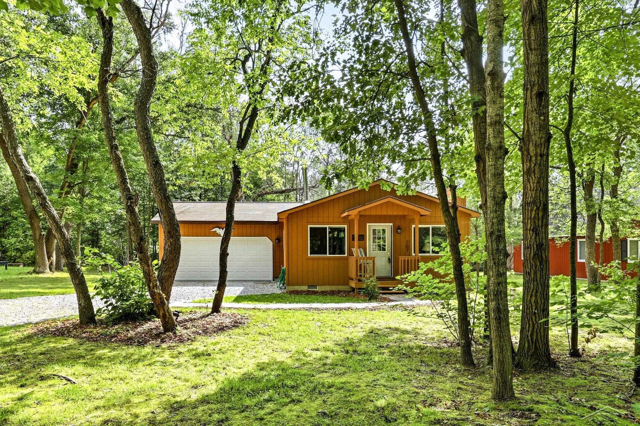 207 Butterfield Lane