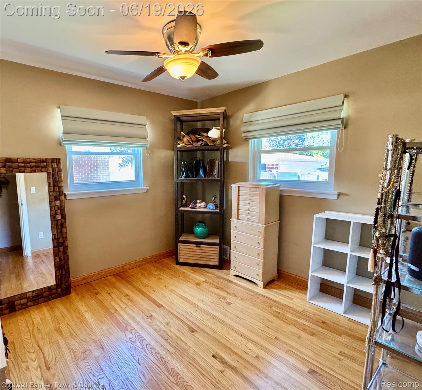 2470 Pinetree Drive