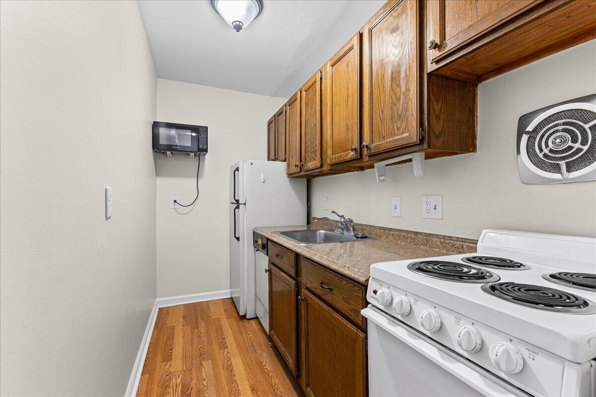 1531 Packard Street 13