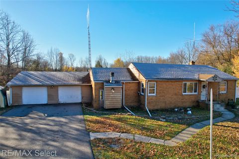 3271 W Carpenter Mt Morris Township MI 48504