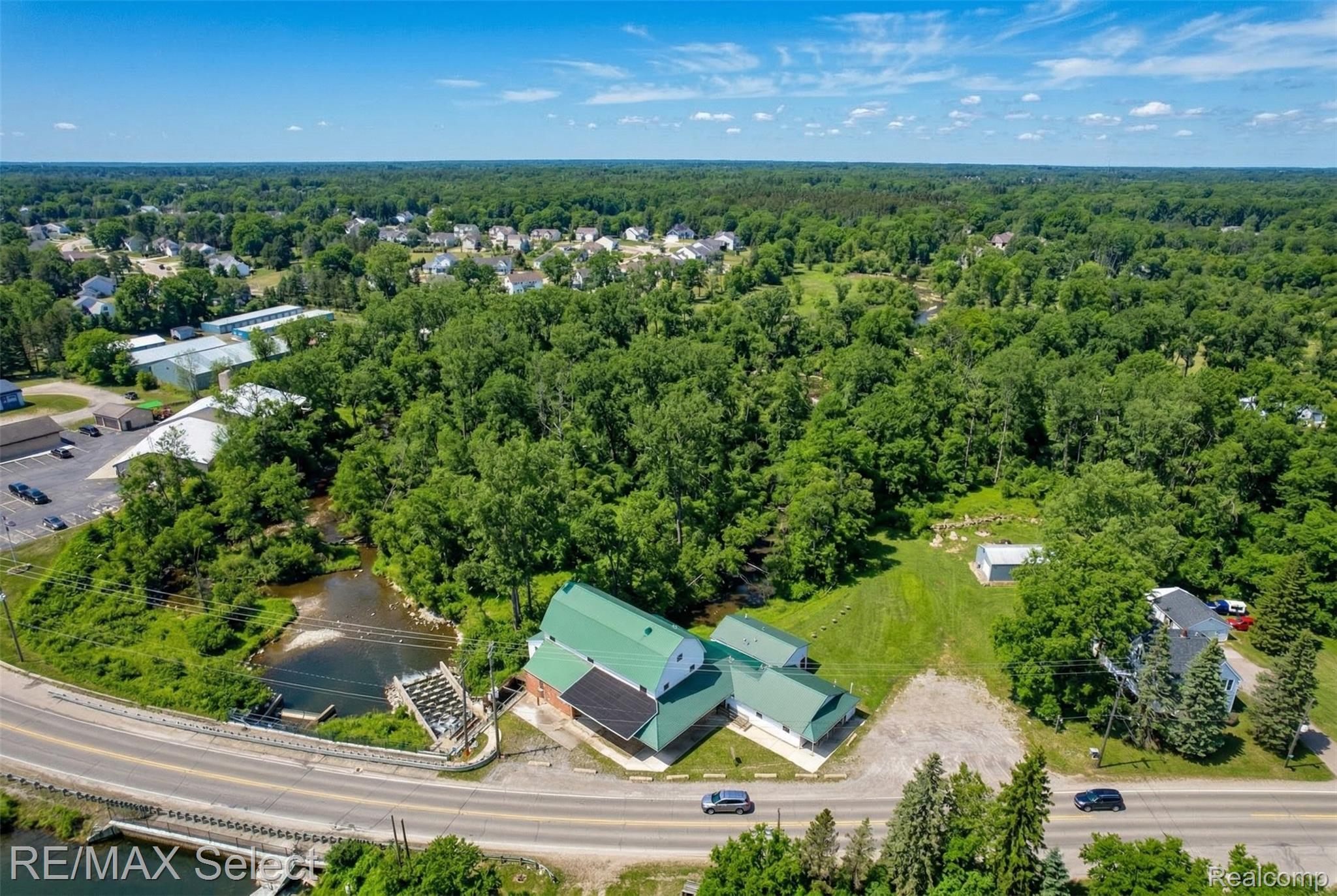 8572 Silver Lake Road