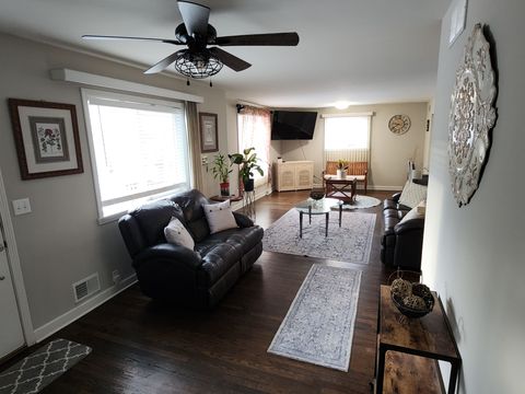 A home in WaterfordCharterTownship_Oakland