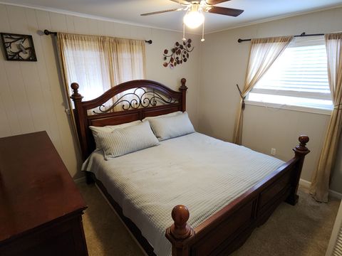 A home in WaterfordCharterTownship_Oakland
