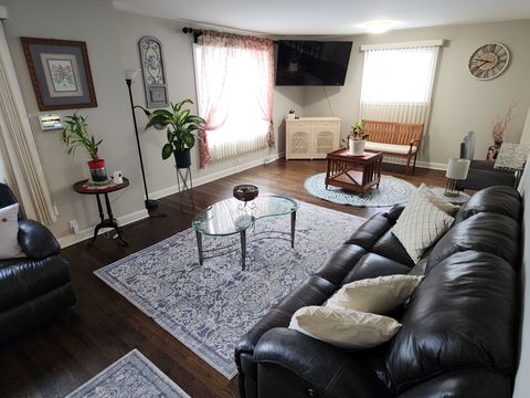 A home in WaterfordCharterTownship_Oakland