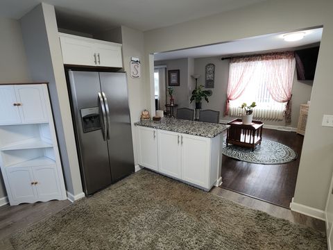 A home in WaterfordCharterTownship_Oakland
