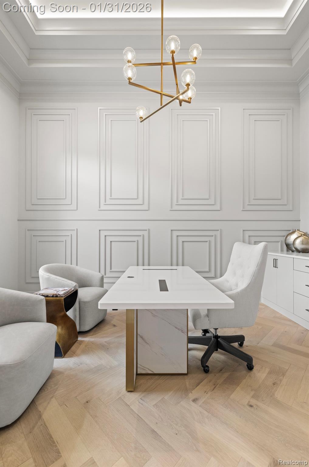 4592 Pinnacle Boulevard