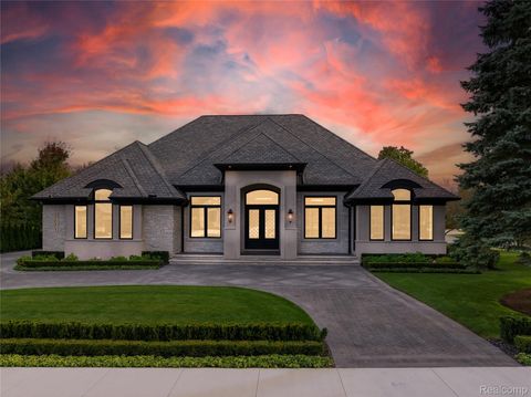 4592 Pinnacle Boulevard Oakland Charter Township MI 48306