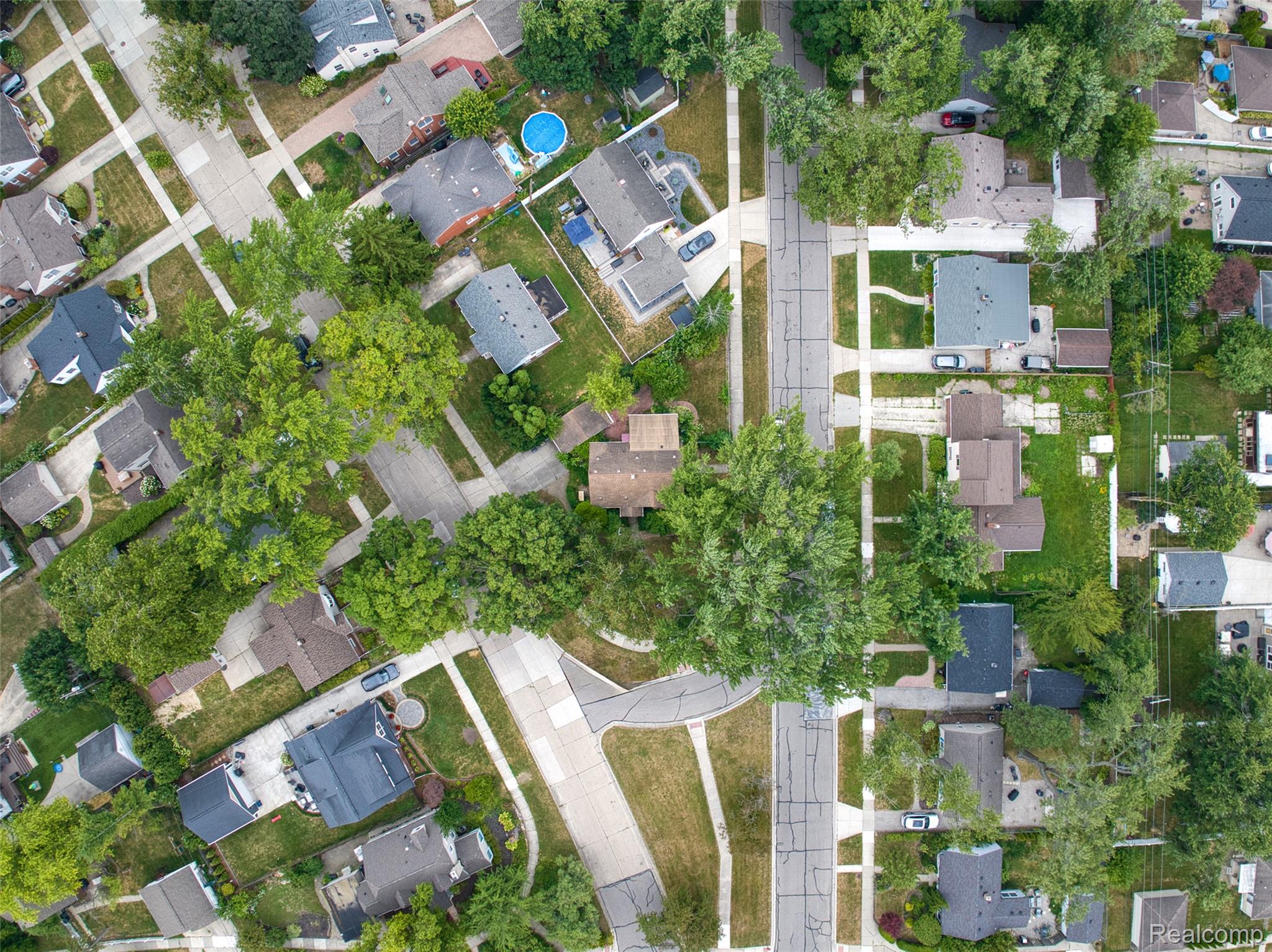 4306 Robinwood Avenue