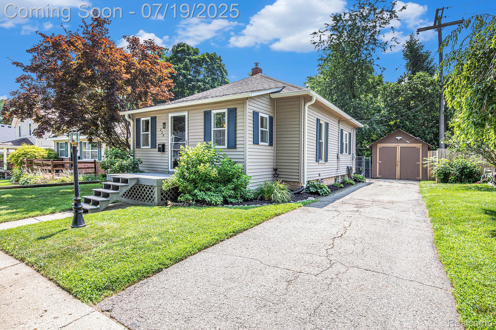 229 W Lafayette Street
