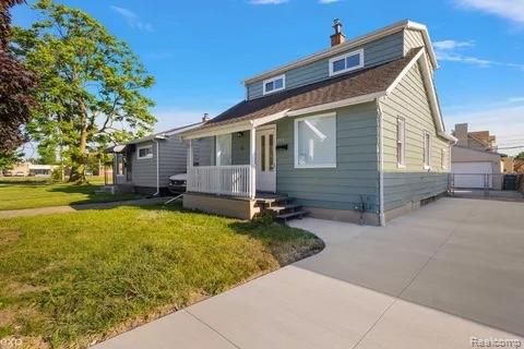 2065 Morris Avenue Lincoln Park City MI 48146
