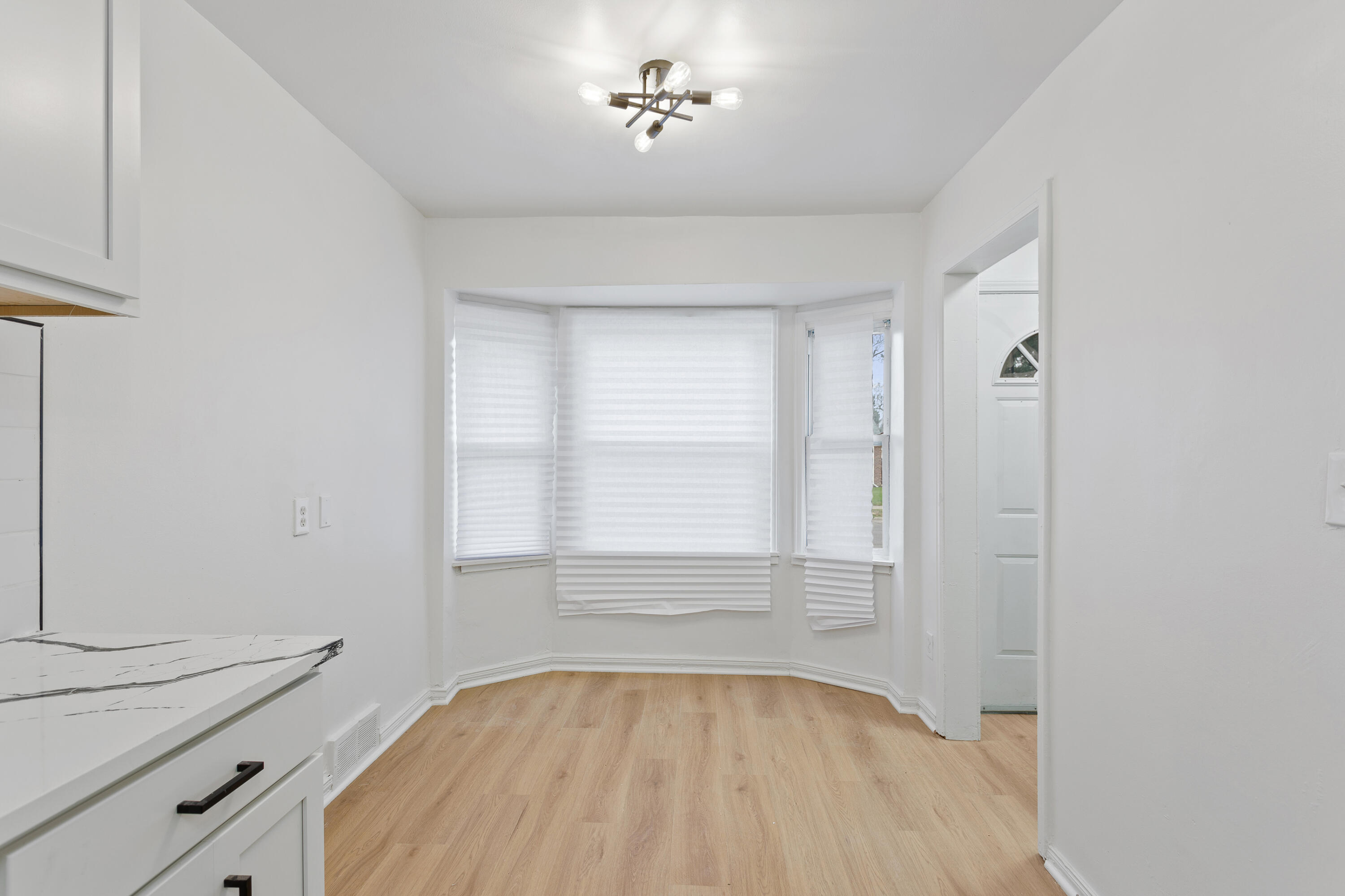 18031 Mendota Street