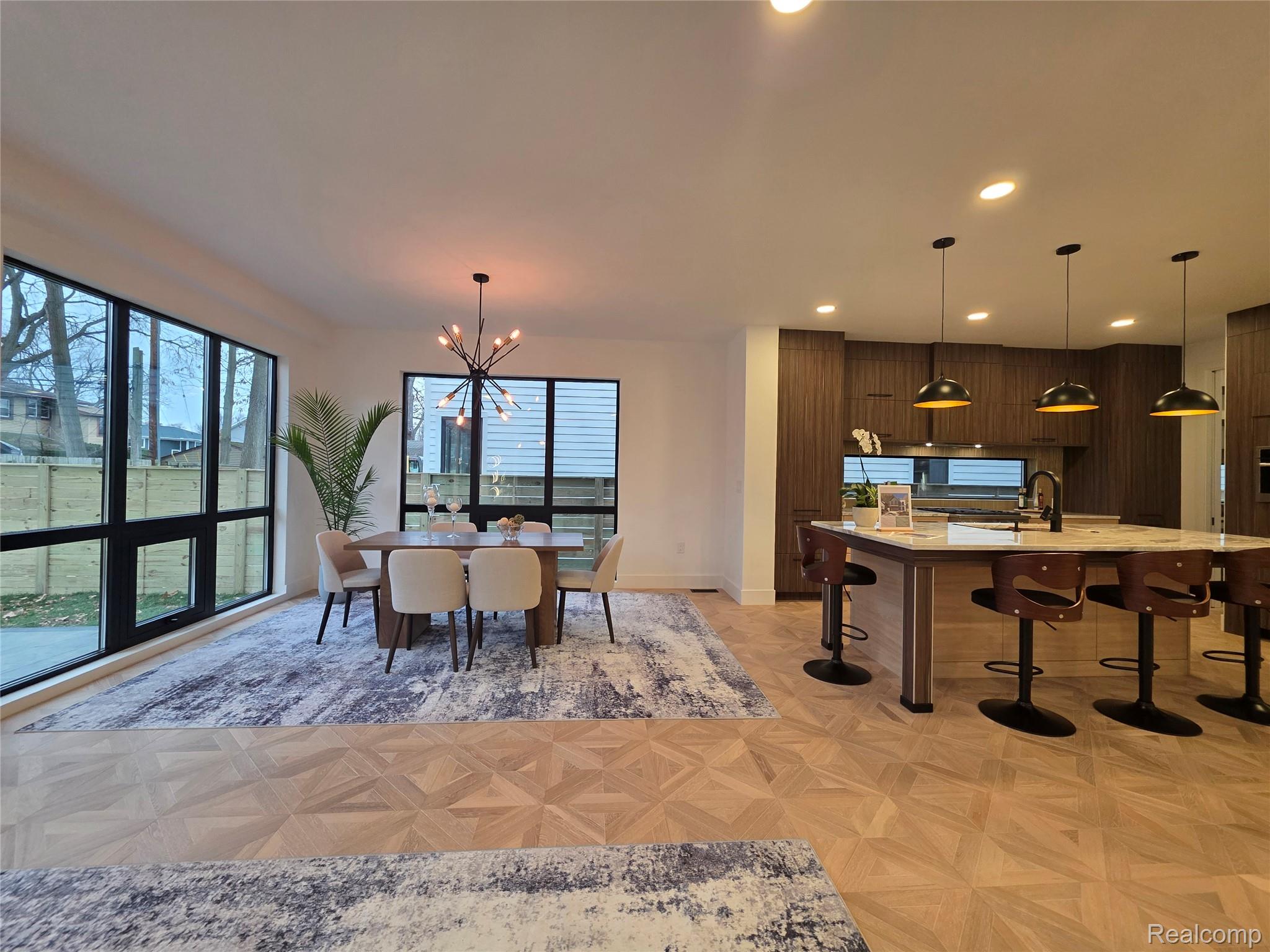 1833 N Washington Avenue