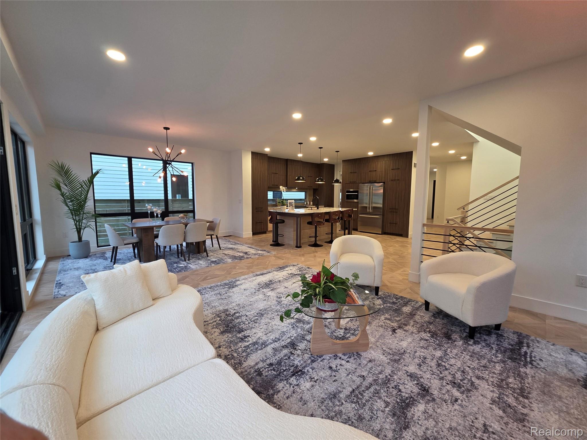 1833 N Washington Avenue