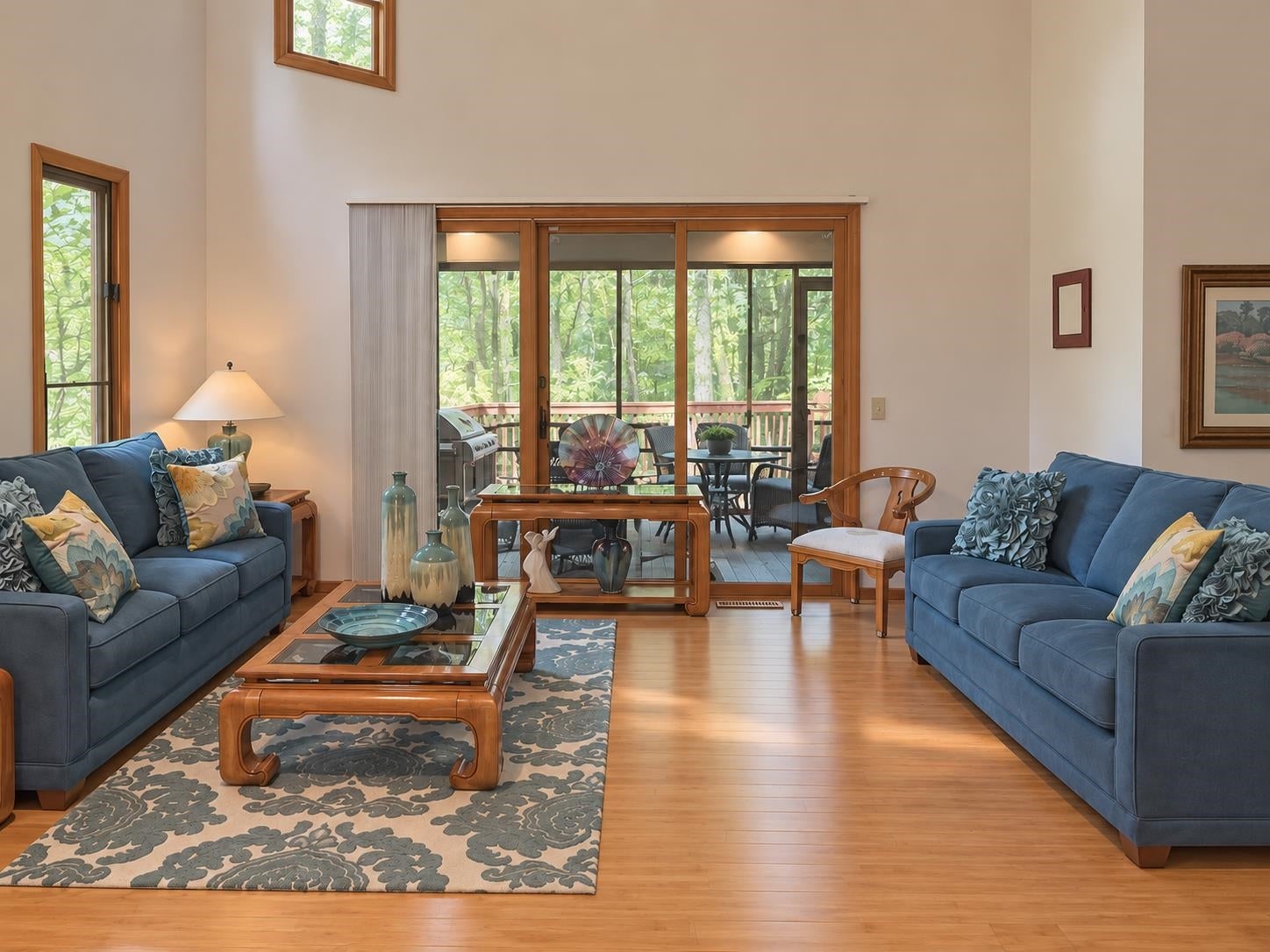 1207 Forest Lane