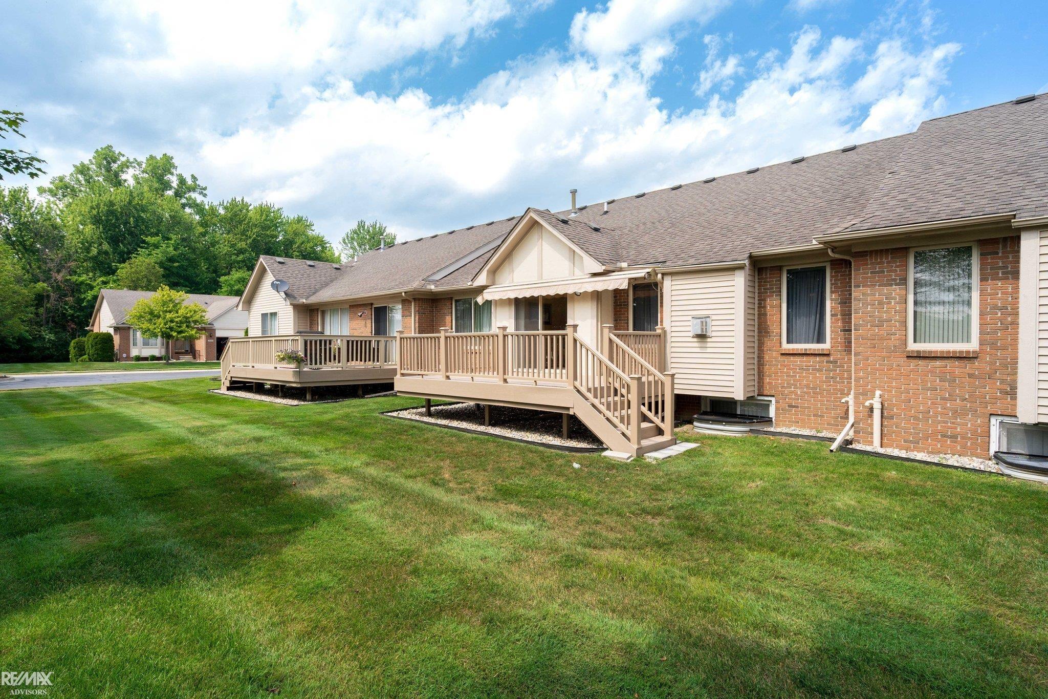 28164 Cottonwood Court