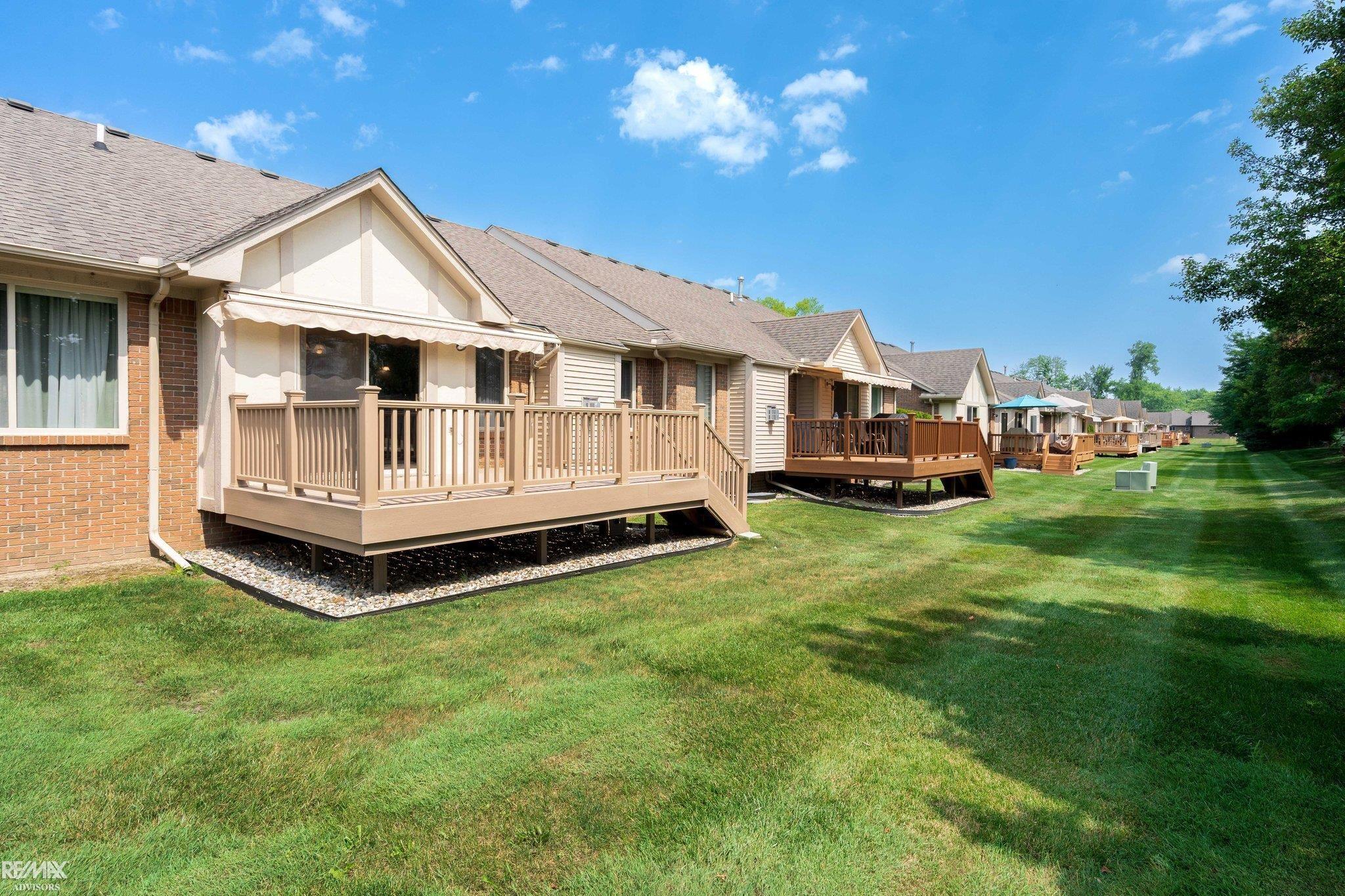 28164 Cottonwood Court
