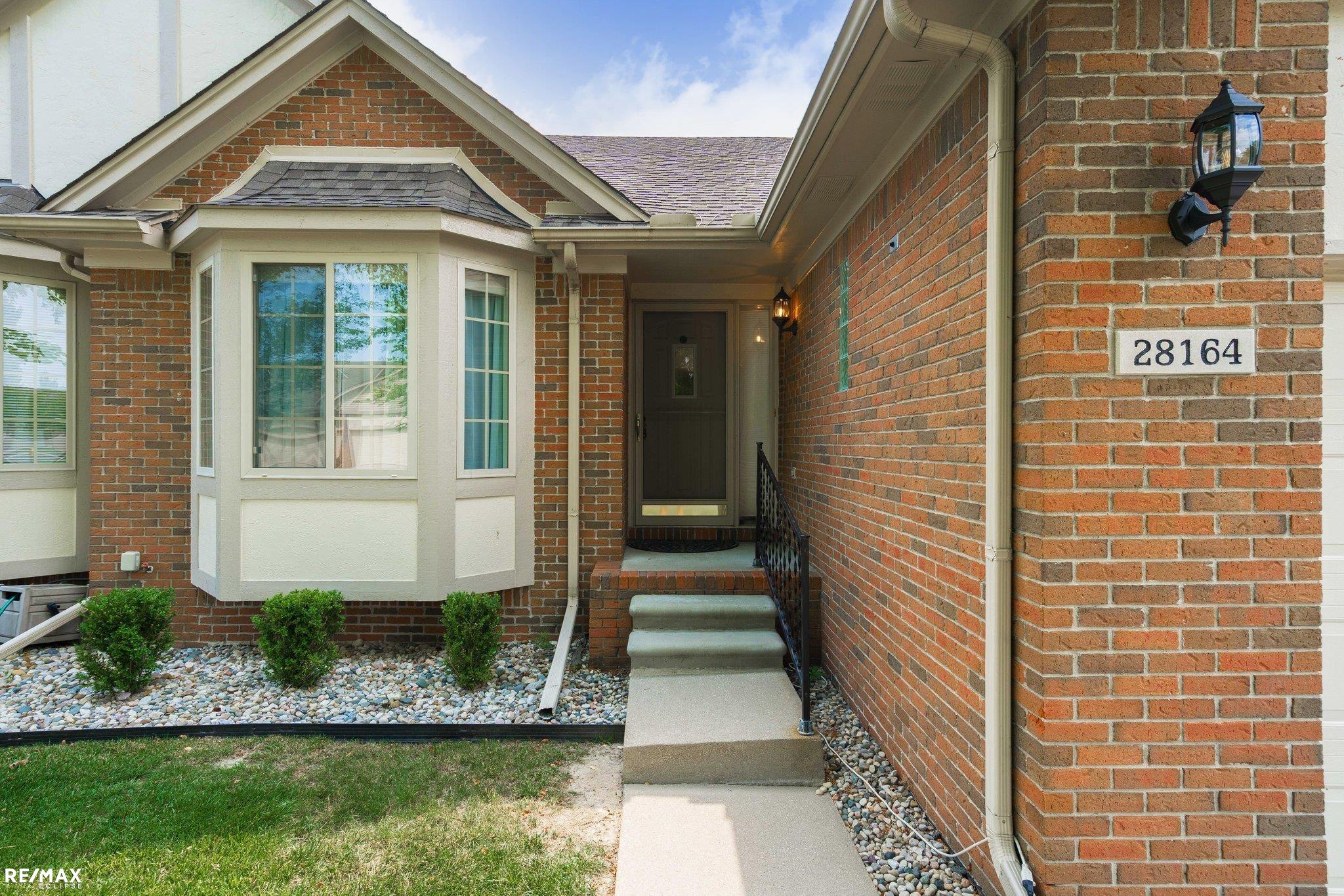 28164 Cottonwood Court