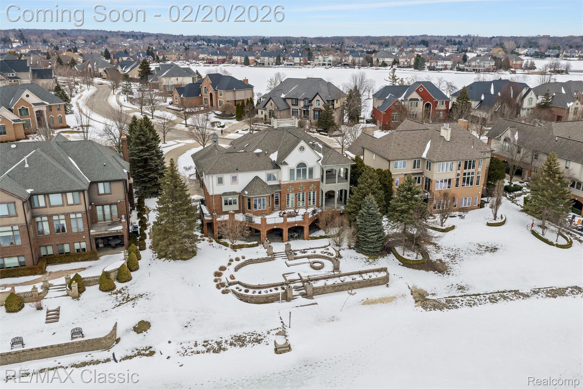 17905 Parkshore Drive