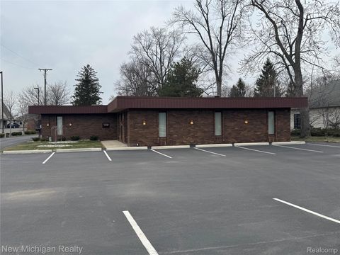 2710 Dixie Highway Waterford Charter Township MI 48328