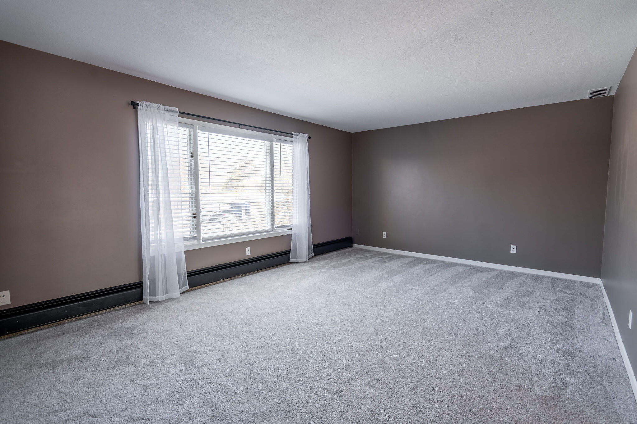 465 Barkwood Court NW 27