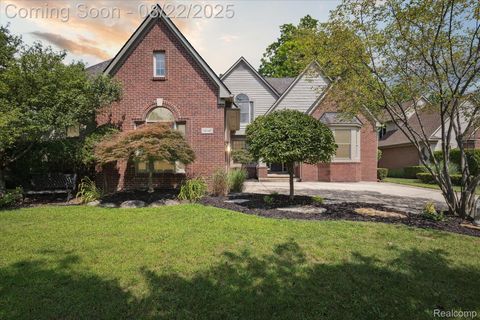 18145 Shoreline Court Northville City MI 48168