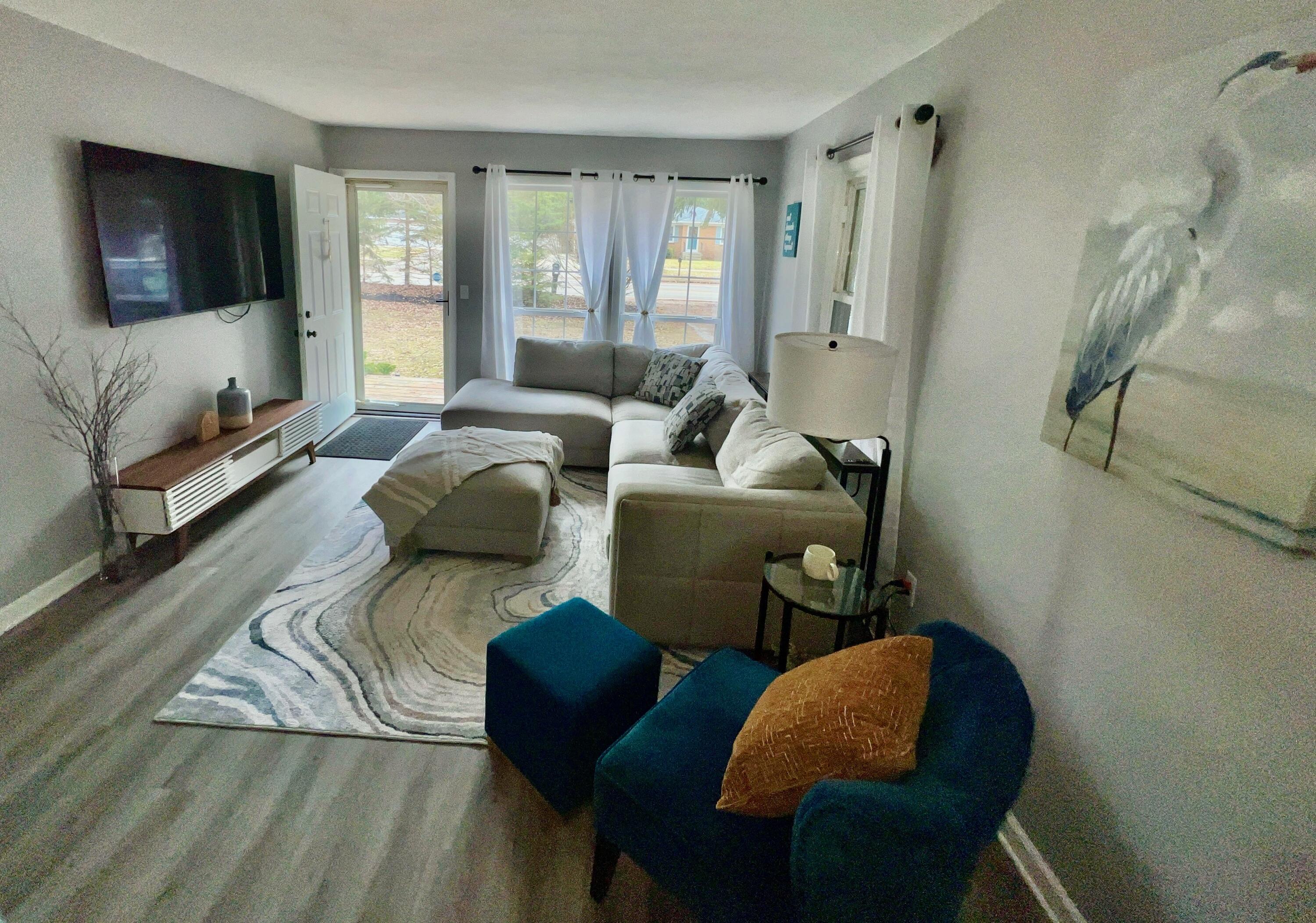 14977 Lakeshore Avenue