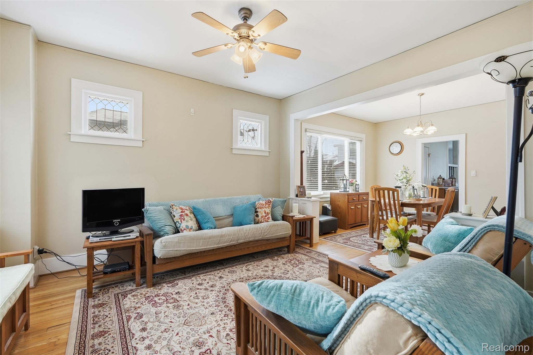 1239 Maryland Street