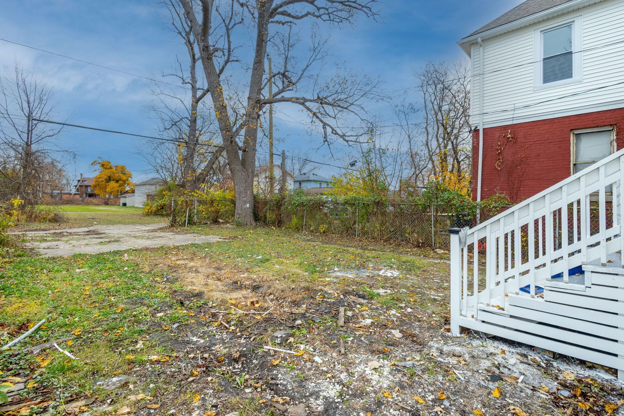 1426 CANTON Street