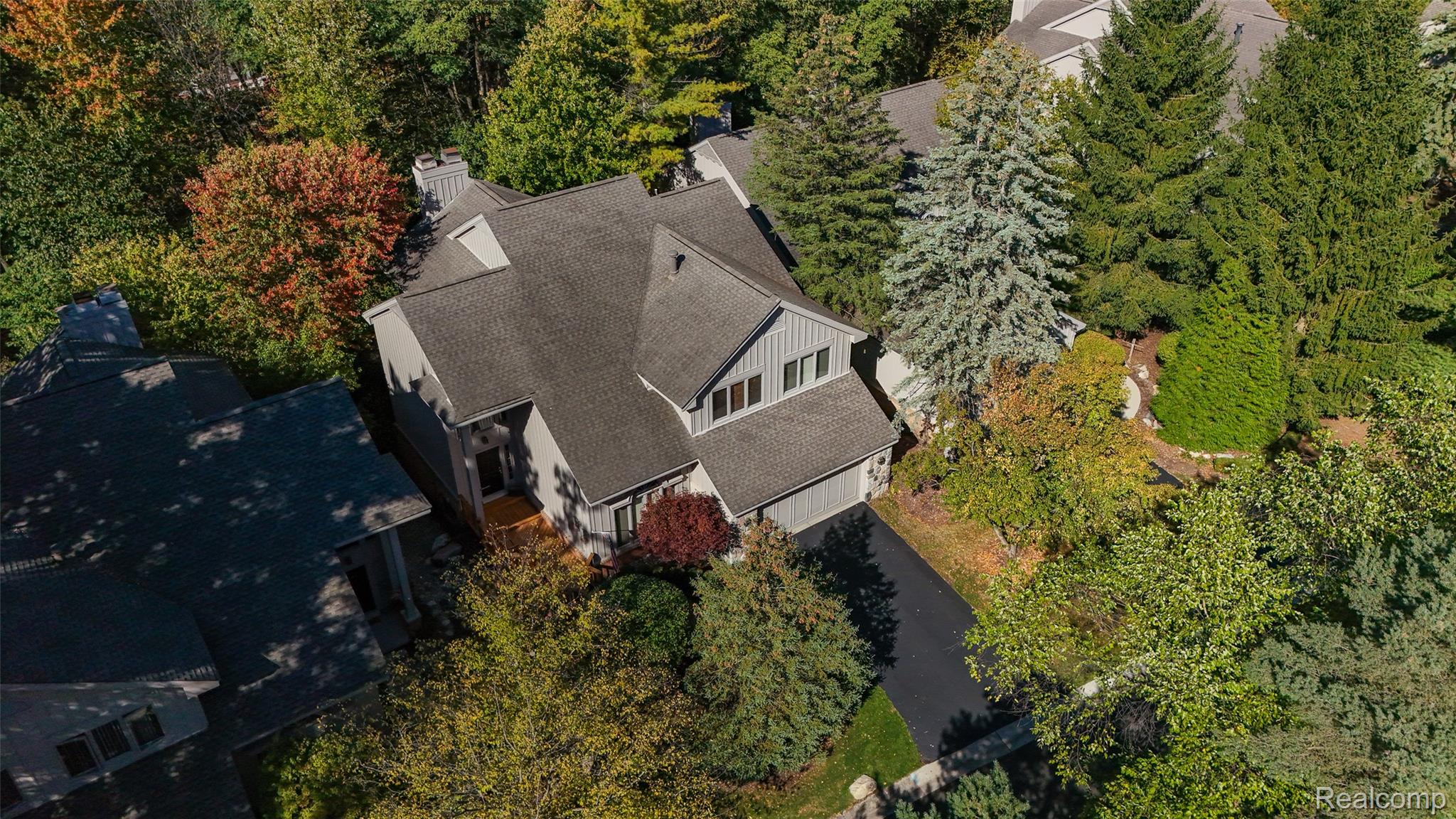 4832 Cliffside Drive 21