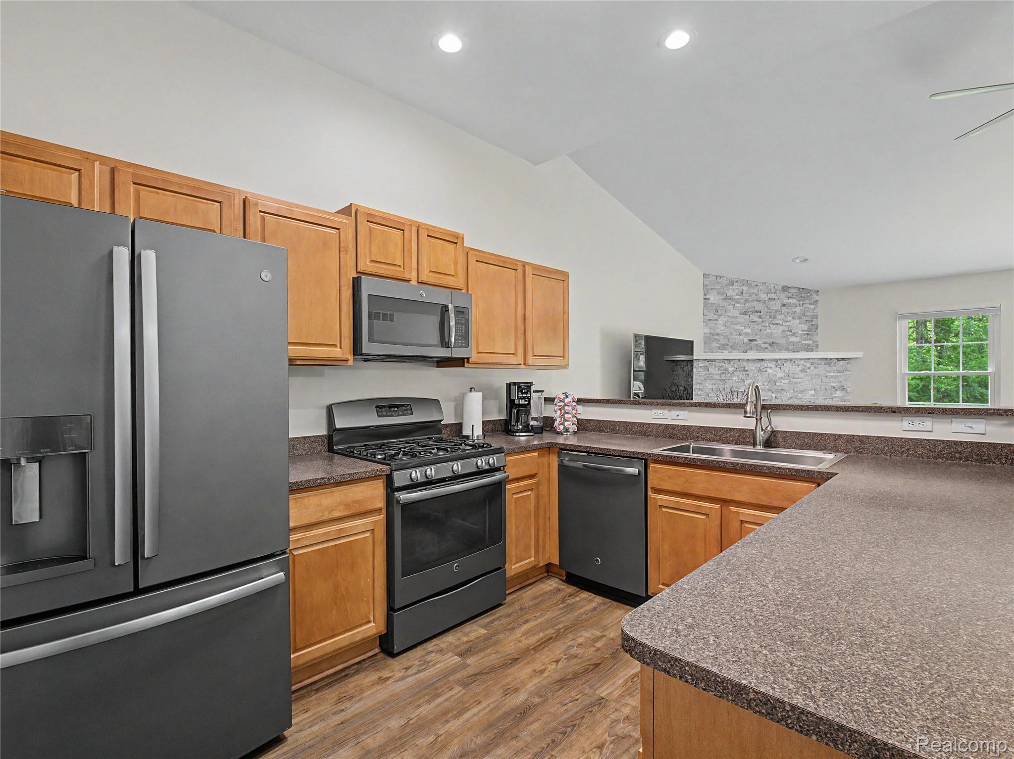 2263 Crystal Crossing Drive